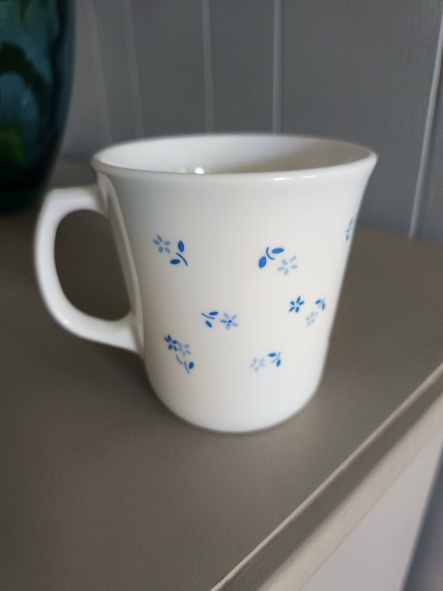 La taza Corning Corelle "Provincial Blue"