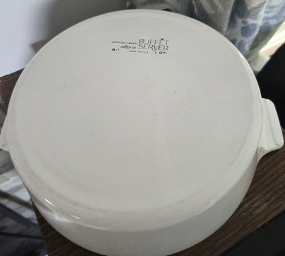 Pyrex CorningWare presenta un diámetro de 19 cm y una profundidad de 5 cm.