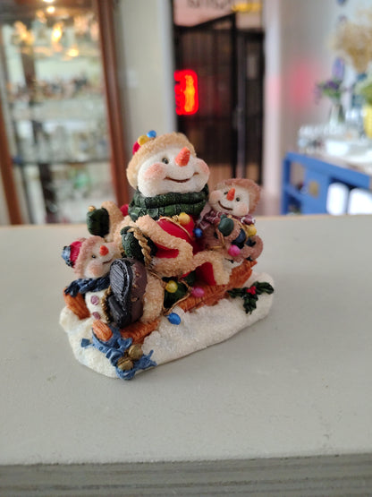 Adorno Navideño (Muñecos De Nieve patinando)