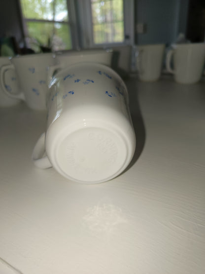 La taza Corning Corelle "Provincial Blue"