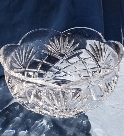 Bowl de cristal American Brillant Cut Glass presenta un diseño vintage de Noritake Hampton, fabricado en Alemania.