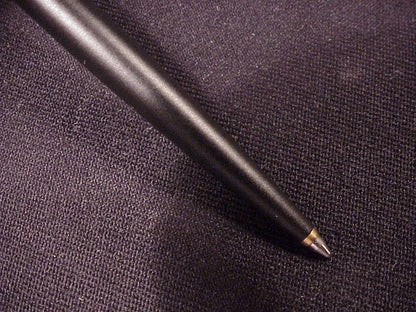 Pluma-Bolígrafo Parker Arrow en acabado mate negro