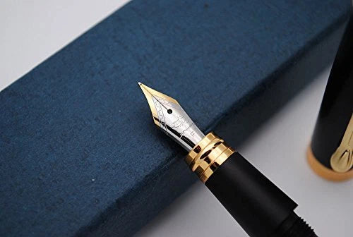 Pluma Jinhao 500 combina elegancia y funcionalidad